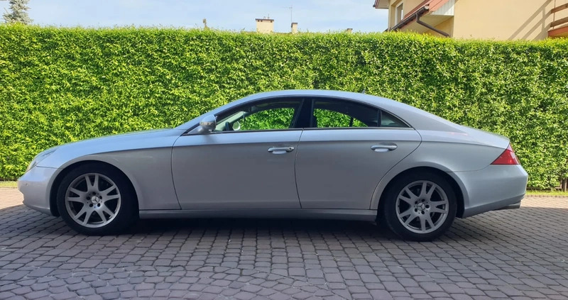 Mercedes-Benz CLS cena 42000 przebieg: 214000, rok produkcji 2007 z Radom małe 596